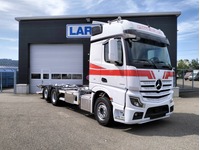 LARA4267_2810964 vehicle image