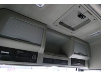 DOLD2821_2754528 vehicle image