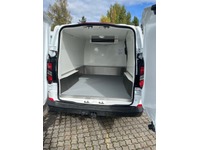 STUD177_2902058 vehicle image