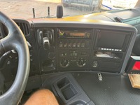 AGRO3463_3017636 vehicle image