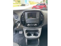 INTG9387_2736205 vehicle image