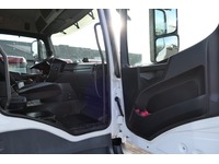 DOLD2821_2838925 vehicle image