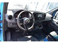 TOC1273_2964894 vehicle image