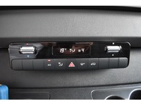 TOC1273_2964894 vehicle image