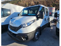 SEDU206_2519889 vehicle image