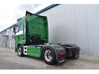 TOC1273_2914644 vehicle image