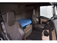 TOC1273_2914644 vehicle image