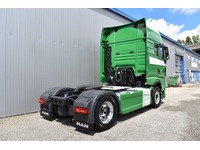 TOC1273_2914644 vehicle image