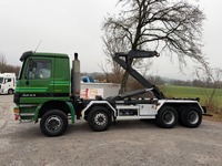 UNIK8334_2773419 vehicle image