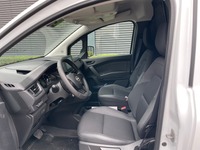 GCTA8102_2998783 vehicle image