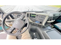 TAMZ4659_2950628 vehicle image