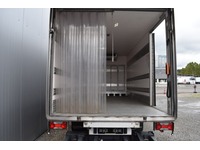 TOC1273_2727366 vehicle image