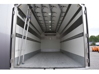 TOC1273_2859824 vehicle image