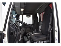 TOC1273_2859824 vehicle image