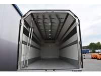 TOC1273_2859824 vehicle image