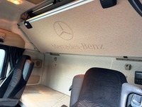 MAN126_2770182 vehicle image