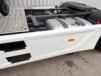 MAN126_2770182 vehicle image