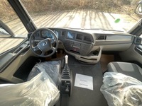 TMR8055_2752534 vehicle image