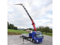 THOM6454_2899861 vehicle image