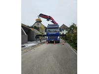 THOM6454_2899861 vehicle image