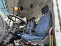 UNIK8334_2834866 vehicle image