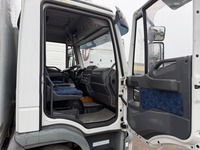 UNIK8334_2834866 vehicle image