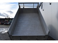 TOC1273_2767731 vehicle image