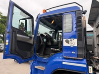 UNIK8334_2937144 vehicle image