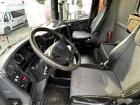 SAHT8627_2848895 vehicle image