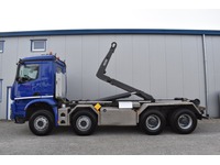 TOC1273_2845423 vehicle image