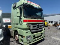 TOLA8240_2683291 vehicle image