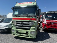 TOLA8240_2683291 vehicle image