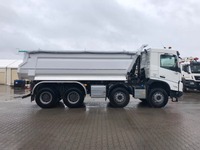 TMR8055_2753337 vehicle image