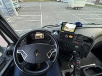 THOM6454_3002445 vehicle image