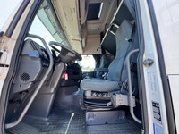 AGRO3463_2660290 vehicle image