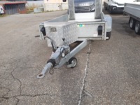 FUER278_2746866 vehicle image