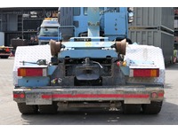 DOLD2821_2666213 vehicle image