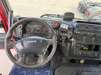 UNIK8334_2945996 vehicle image