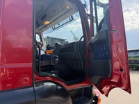UNIK8334_2945996 vehicle image