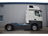 TOC1273_3011771 vehicle image