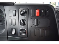 TOC1273_3038741 vehicle image