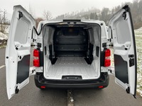 WIND191_2803275 vehicle image