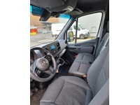 EGGT10107_2753642 vehicle image