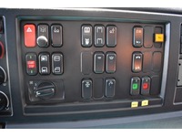 TOC1273_2928451 vehicle image