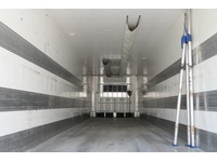 DOLD2821_2697972 vehicle image