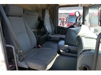 DOLD2821_2696940 vehicle image