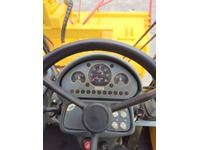 0543025 vehicle image