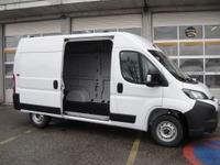 AAGB10694_2856302 vehicle image