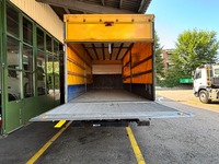 BAFA4_2679189 vehicle image