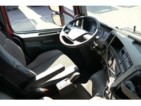 DOLD2821_2696934 vehicle image